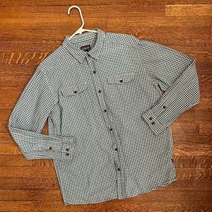 Patagonia // Men’s Button Down // Sz Large